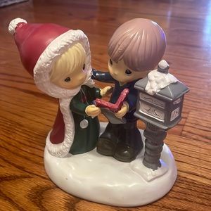 Figurine